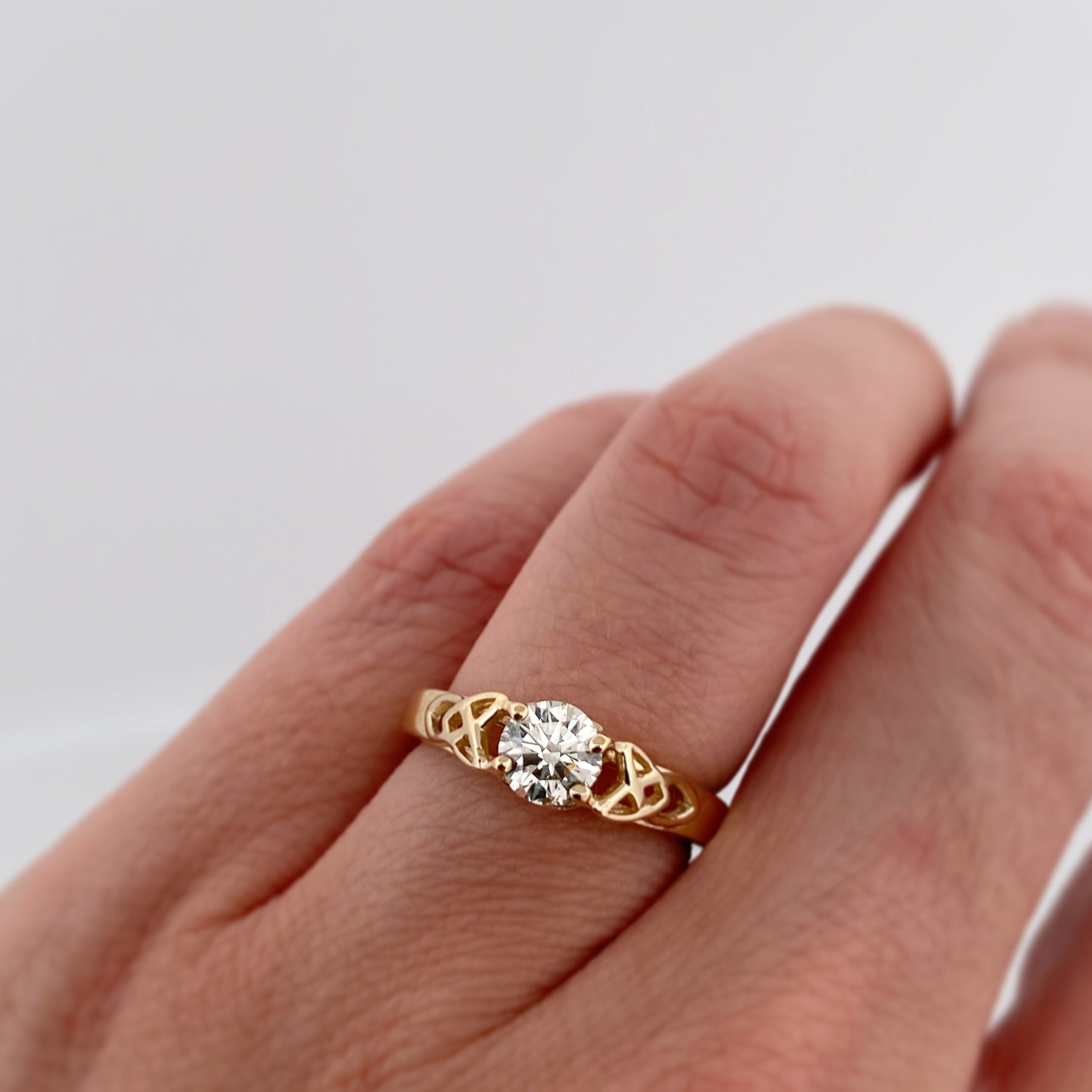 Celtic Engagement Ring White Gold Solitaire Celtic Knot Ring Moissanite Ring  Scottish Ring Irish Ring Gold Celtic Ring Lab Grown Diamond - Etsy
